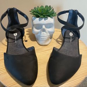 Dr. Scholl’s Pointy Toe Flats